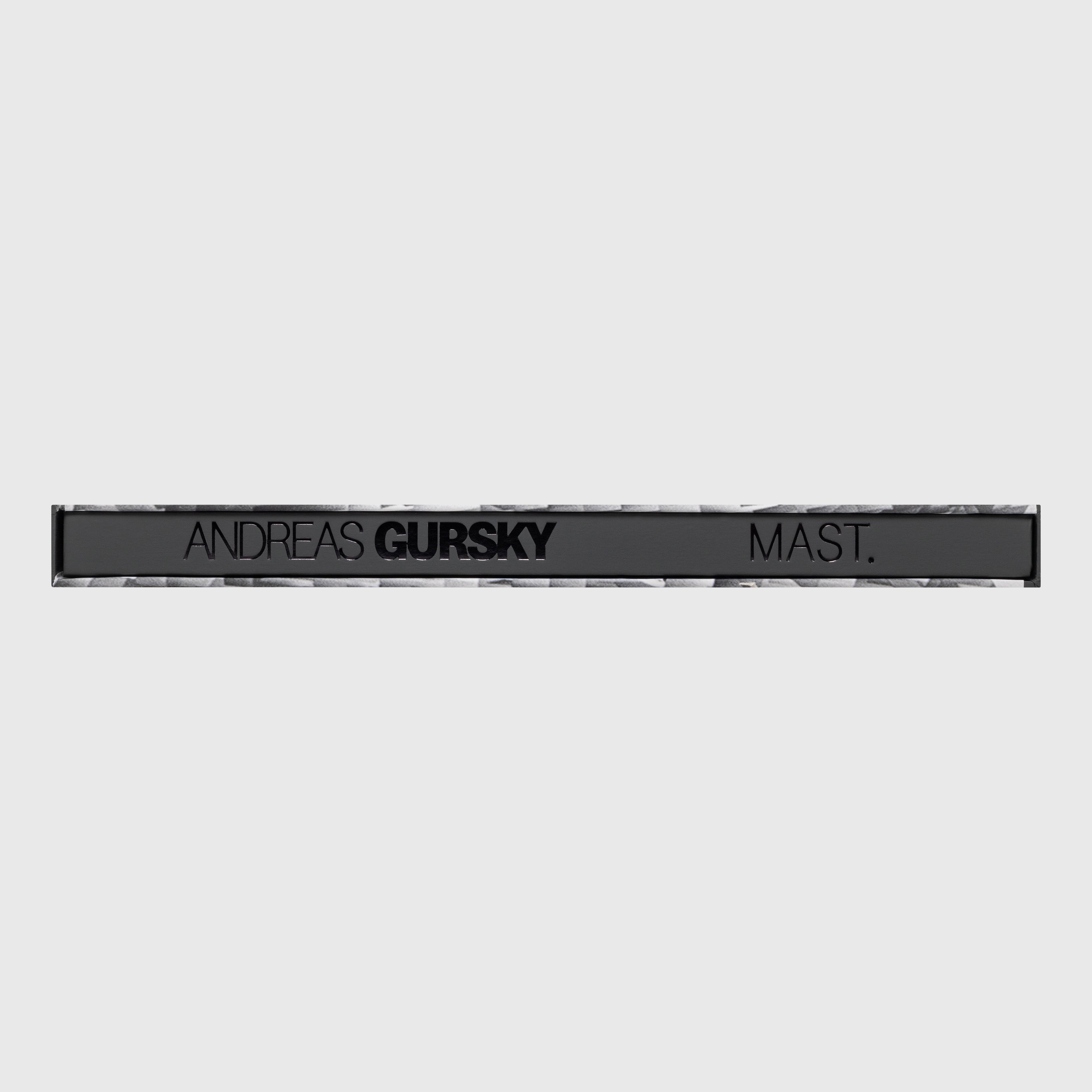 VISUAL SPACES OF TODAY BY ANDREAS GURSKY
